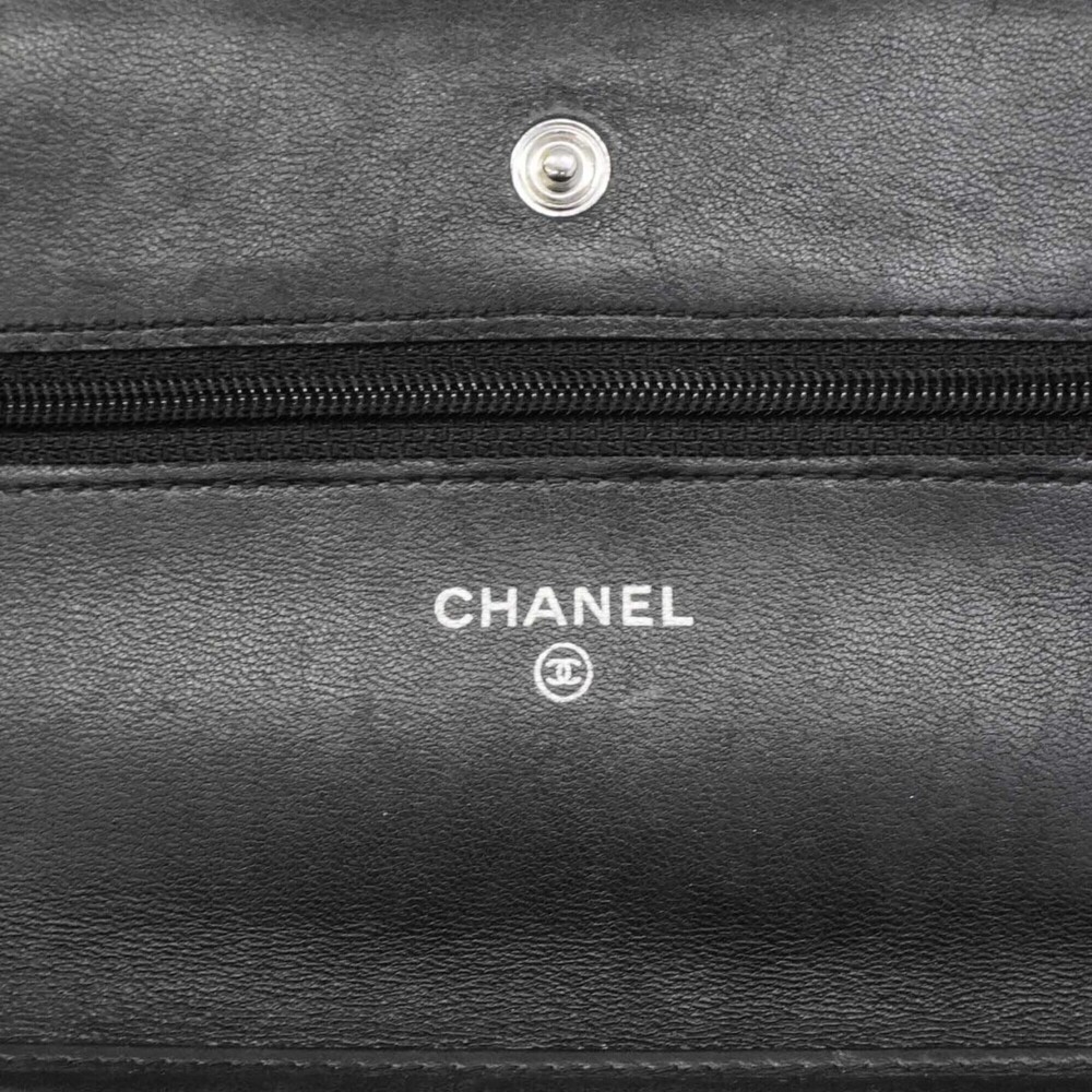 CHANEL Authentic Black Lambskin Leather Wallet - Picture 5 of 13